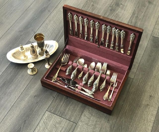 Selling silver cutlery sales for cash